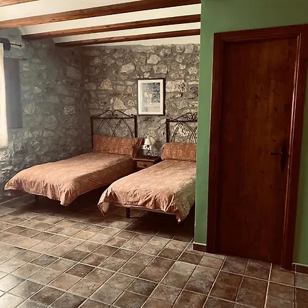 Hostal La Muralla Fortanete Exterior photo